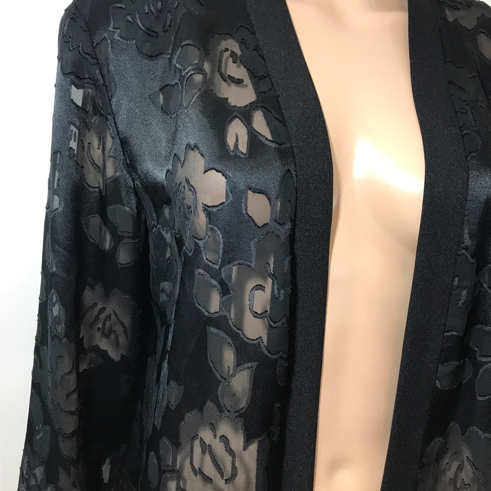 Semi-Sheer Duster - Picture 3 of 5